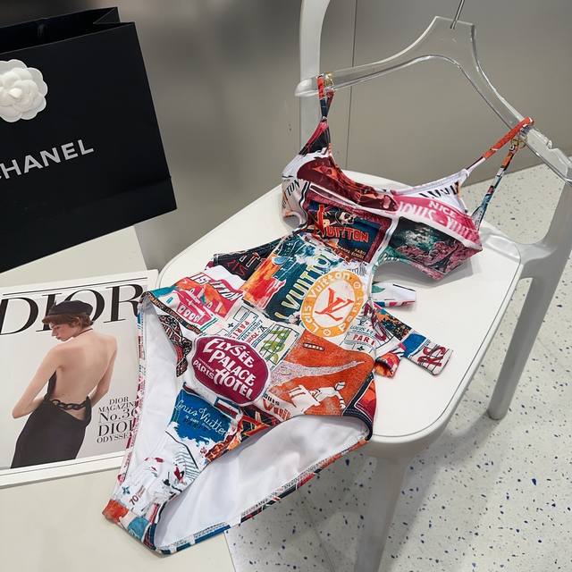 Lv swimsuit, a must-have for fashion trendsetters! The real thing is super beaut