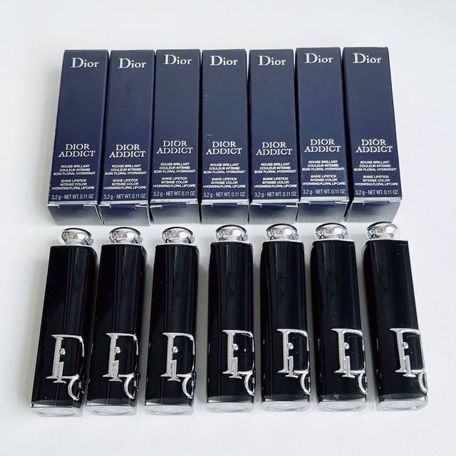 high-end quality can be matched with Chinese Dior lacquer lipstick 3.5G! Color