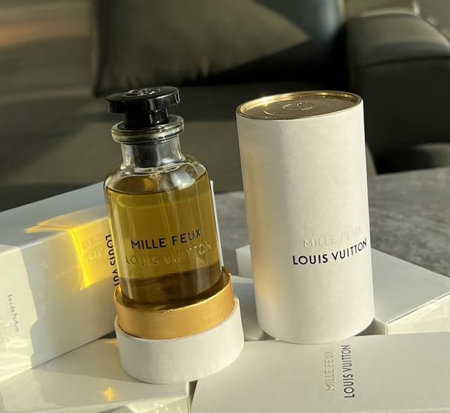 High Quality Lvmille Feux Shining Perfume 100Ml Top Notes: Raspberry Bergamot Mi