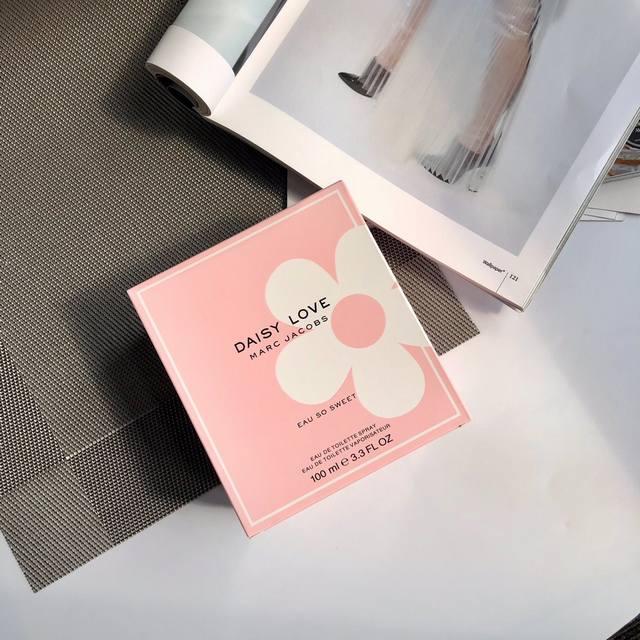 Counter quality Daisy Love perfume 19th summer limited edition pink frosted bot