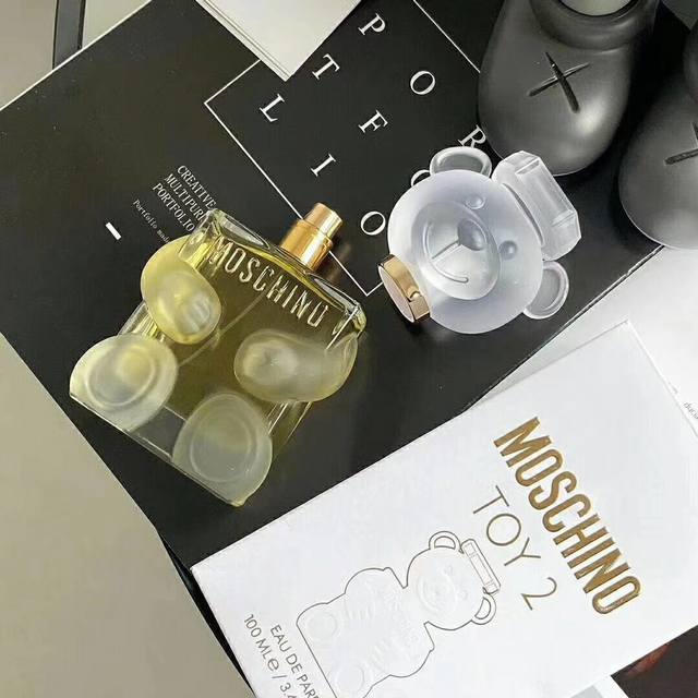 Counter quality Moschino Chino Bear male and female couple perfume, capacity Ml