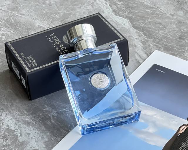 original quality The classic Versace Pour Homme fragrance lives up to its name.