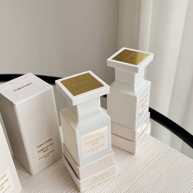 Counter quality The new tuberose perfume is here. Compared with the thorny rose,
