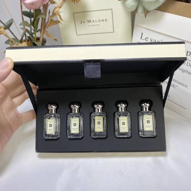 counter quality Q version Jo Malone white bottle perfume 5-piece mini set * 5Ml