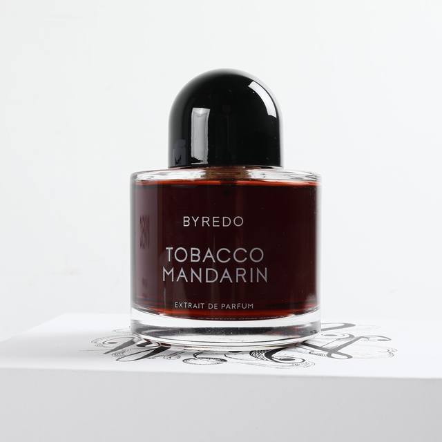 counter quality Those who like neutral fragrance prefer this changing perfume.