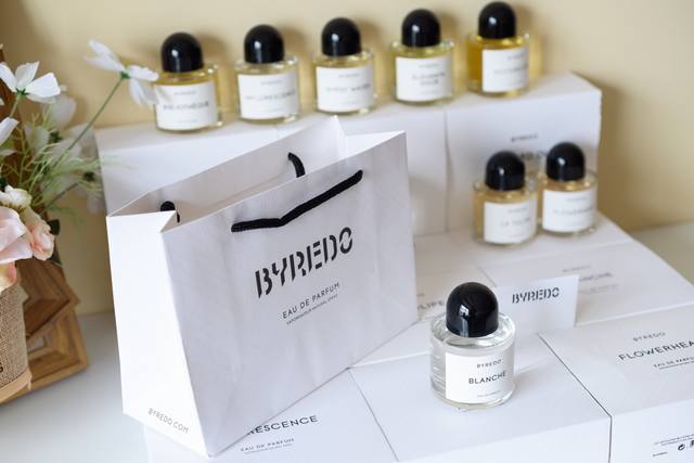 Counter quality Byredo Blanche White Romance This is also a typical floral frag