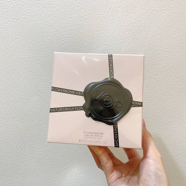 Counter quality Vigorov Flower Bomb Perfume Ml I really like this perfume! Its