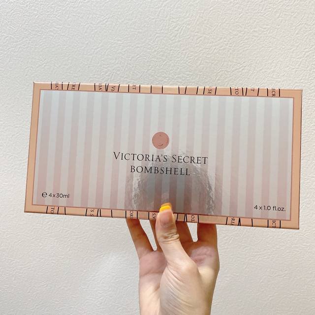 counter quality Victoria's Secret Sexy Perfume Four-piece Set 4*30Ml with Spray