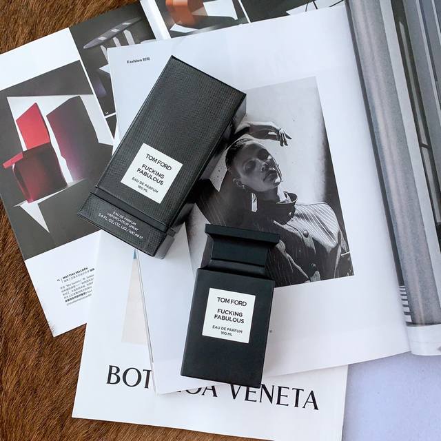Counter quality Tom Ford Fucking Fabulous Limited Edition Frosted Black Bottle