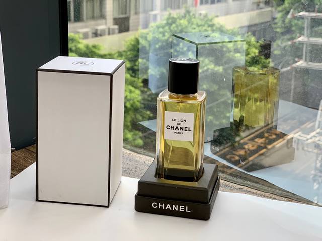 Counter quality Collection series has a new perfume this year, Le Lion DDD, whi