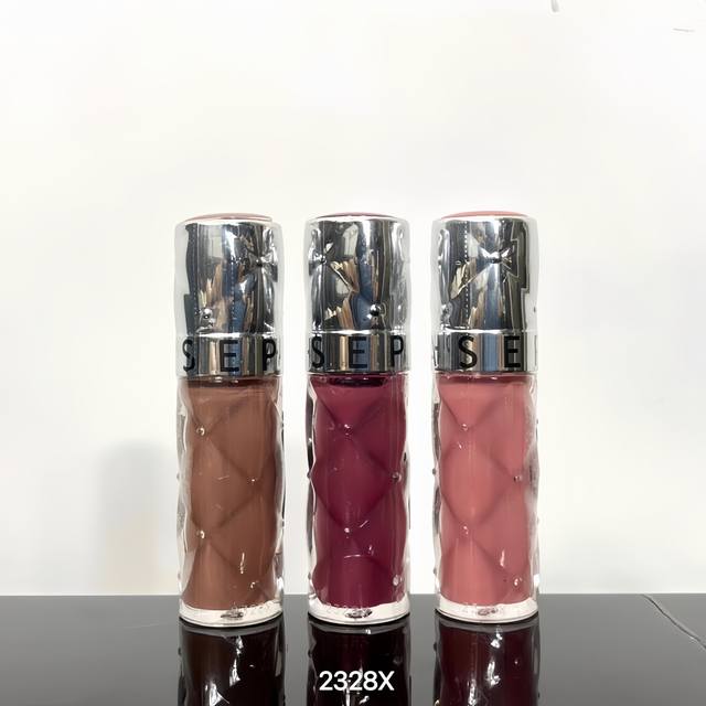 High-end quality Sephora lip glaze! Color number: 2-5-7. DDD