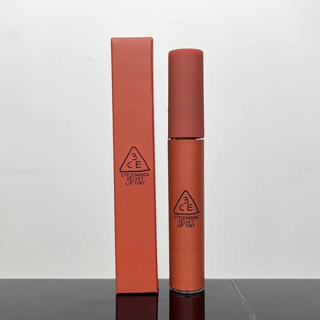 High-end quality 3Ce velvet matte lip glaze! Color number: 1-2-3-4-5-6-7-8-9-10
