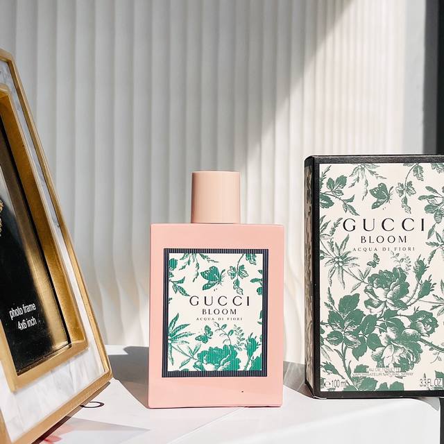 Counter quality Gucci Gucci Bloom floral and wood blended women's perfume, men'