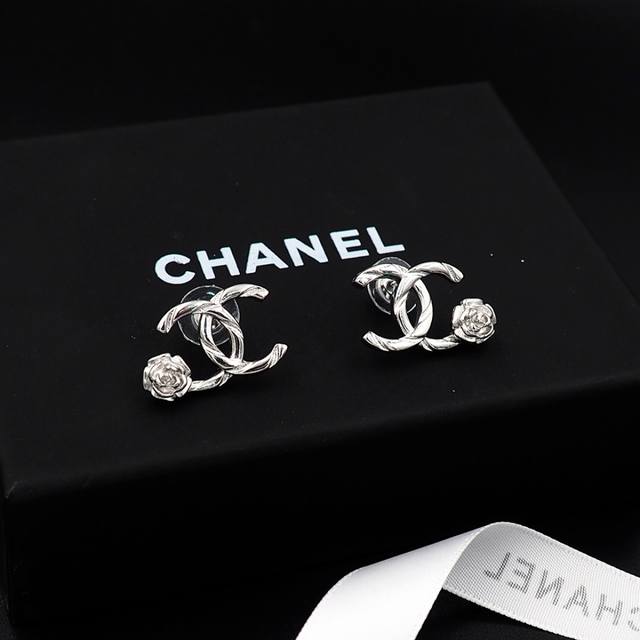 Xiaoxiangjia Double C Camellia Earrings DDD