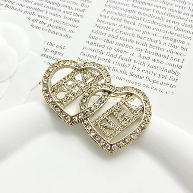 Code A574 Chanel brooch hot-selling model burst new consistent Zp Chan 23 full