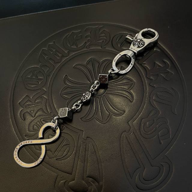 Chrome Hearts Chrome Hearts Cross Flower Ball Skull Keychain Large Lobster Buckl