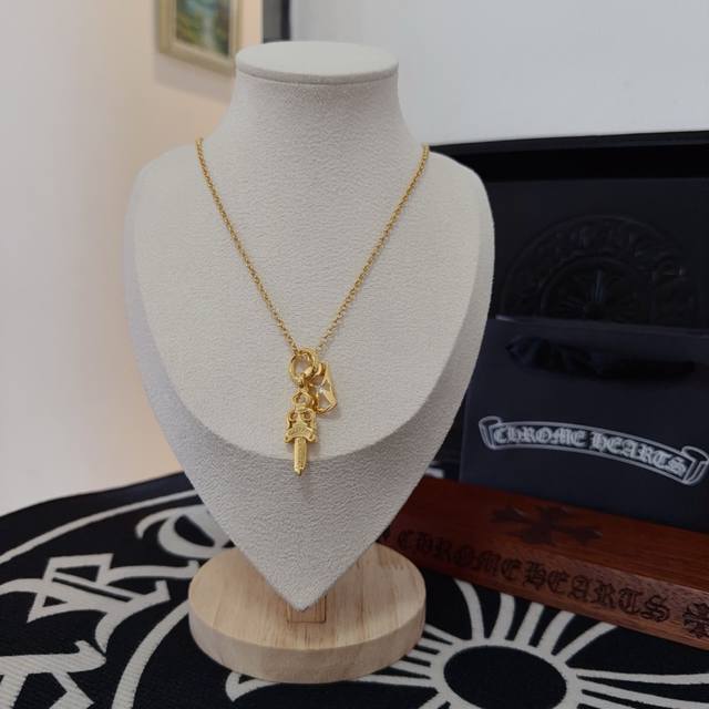 New counter quality Chrome Hearts Chrome Hearts sword necklace with concave and
