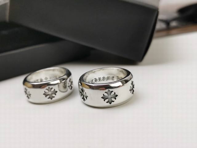 Special price Chrome Heart curved cross ring size 789 DDD