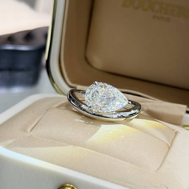 A3721 The "leader" of the rich woman series of simulated diamond water drop heav