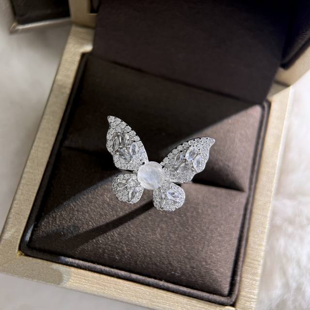 A4636 New luxury water jade horse eye phantom butterfly stunning diamond ring to