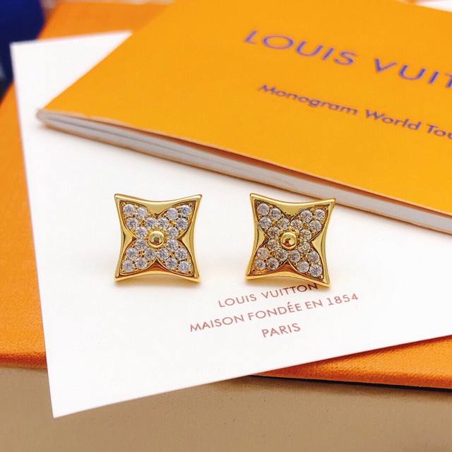 No.Led0158 Lv*Latest diamond pattern old flower earrings consistent Zp brass mat