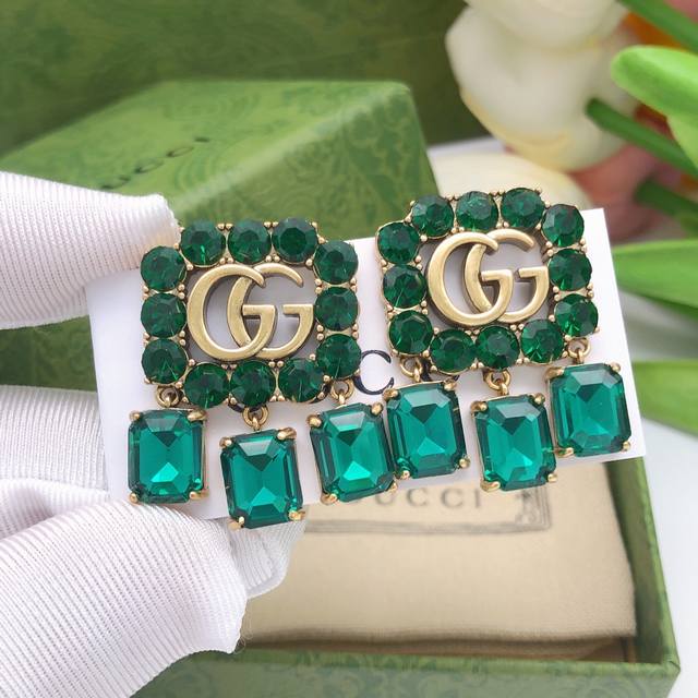 No. Ged0004 White No. Ged0059 Red No. Ged0032 Green Double G earrings made of br