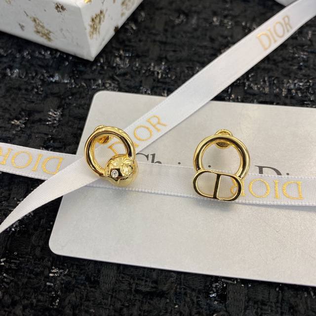 Code E1728 earrings hot-selling model, hot new arrival Synchronous counter excl