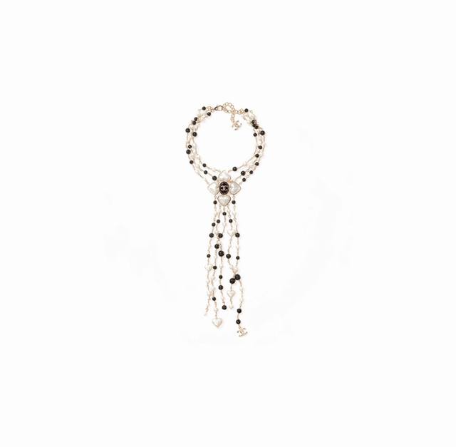 Autumn and winter sweater chain Chanel sweater chain is very suitable for some e