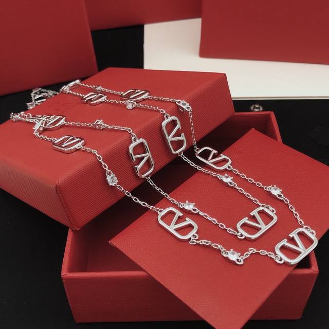 No.Vxl0047 Valenti*O's latest double-layer necklace consistent Zp brass material