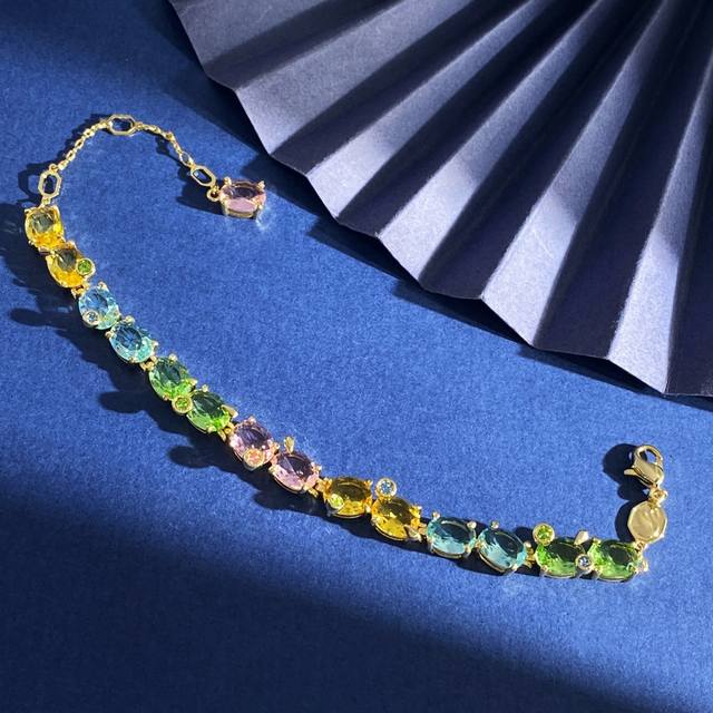Swarovski Gema series sweet fashion dopamine spring and summer new oval colored