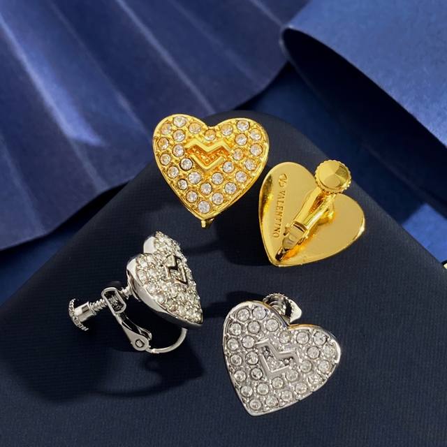 Ear clip Valentino Valentino fashion luxury full diamond heart shape unique pers