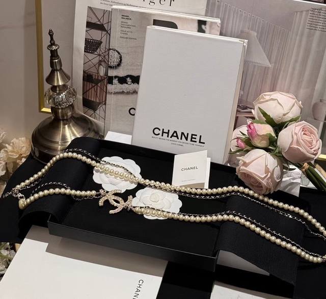 No.Xxl0823 Arrived today, super heavy work New rhinestone leather chain double C