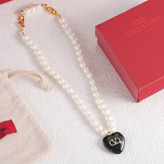 Valentino necklace DDD