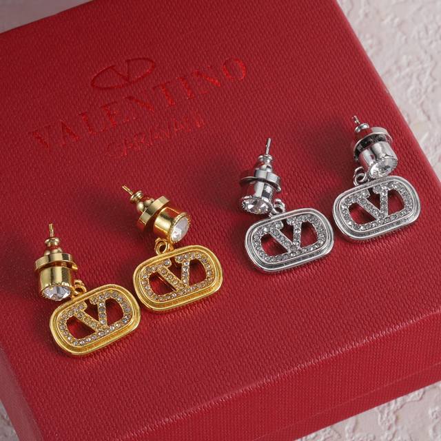 Valentino Valentino earrings DDD