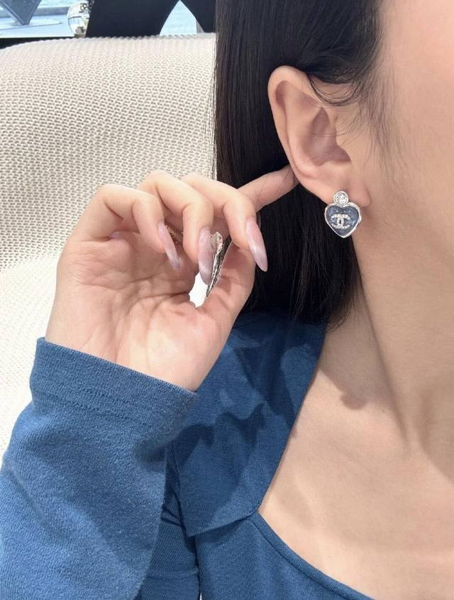 Chanel Orange Blue Heart Resin C Letter Earrings DDD
