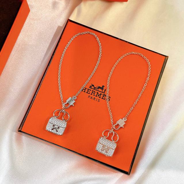 Purchasing level Hermes Hermes full diamond H bag bracelet The highest level ve