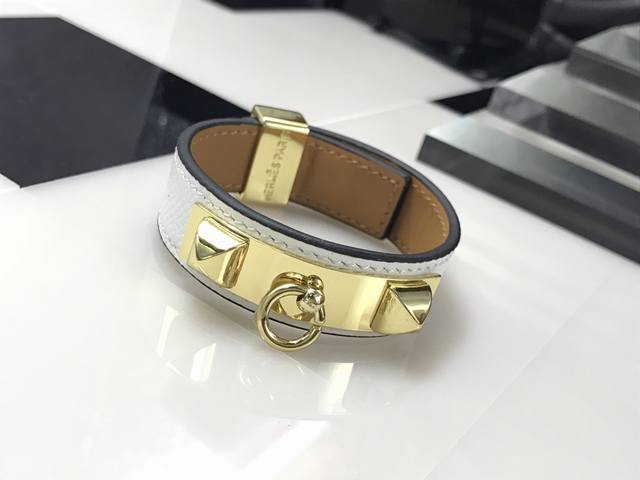 Synchronous counter real shot H classic narrow version pure leather bracelet go