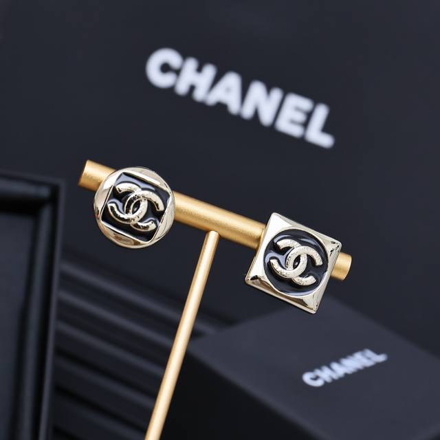 Chanel26 Early Spring Asymmetrical Enamel Earrings I really like Chanel's enamel
