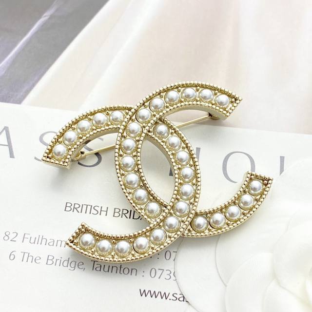 Code A562 Chanel brooch hot-selling model burst new consistent Zp Chan 23 pearl