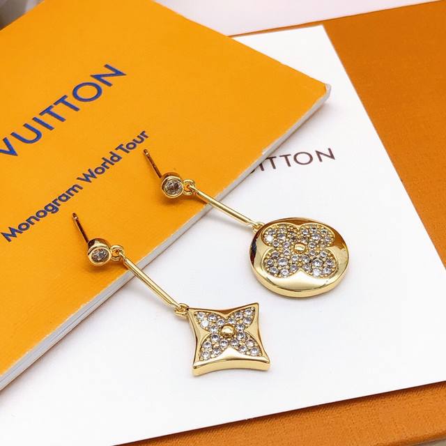 No.Led0040 Lv latest tassel earrings with diamonds Zp brass material DDD