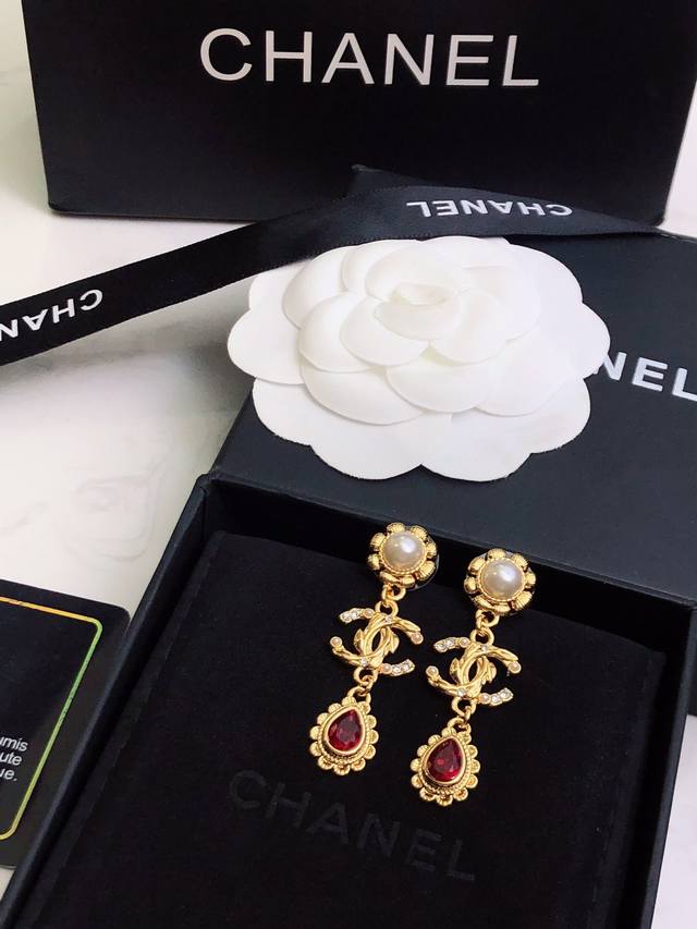 New Chanel earrings, the best version on the market! 1:1 style mold, 925 sterli
