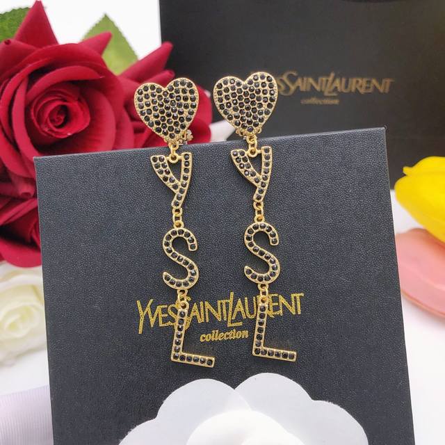 No.Yed0052 Yves Saint Laurent heart earrings ear clip DDD