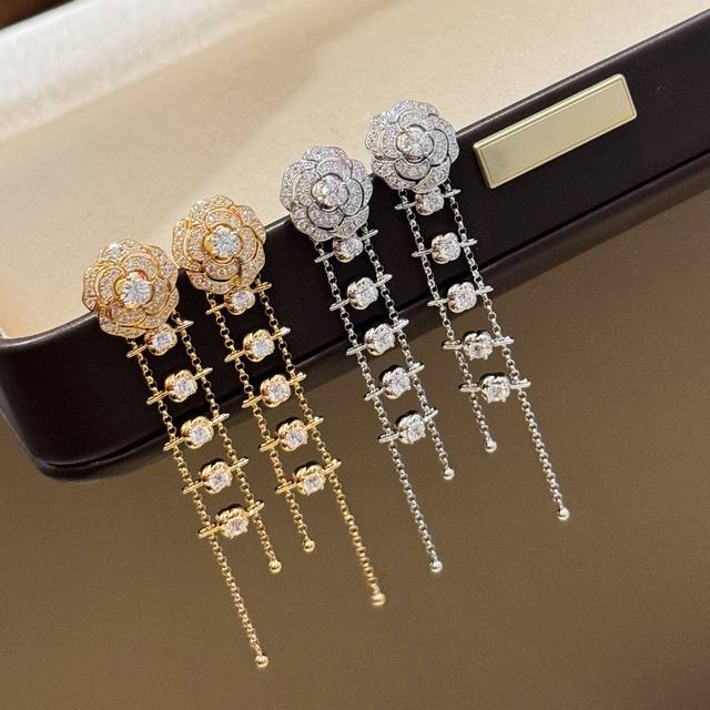 A5903 The entire series of high-end jewelry diamond camellia tassel earrings are
