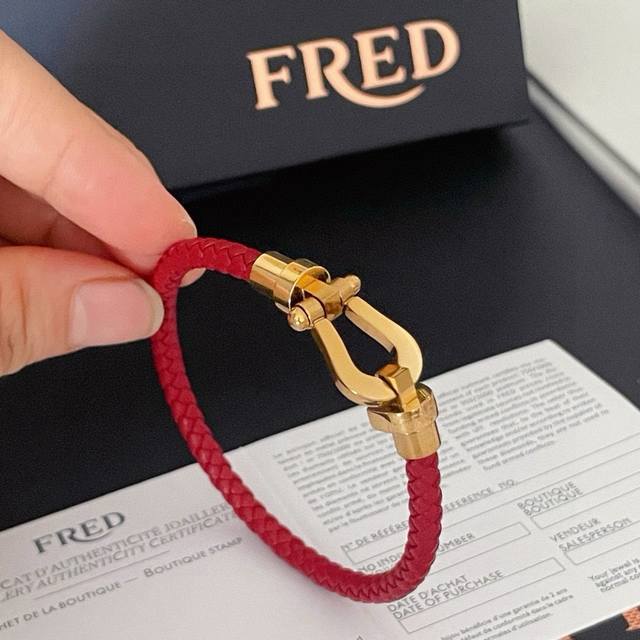 Hot Fred bracelet, smooth diamond-free horseshoe buckle bracelet, a must-have it