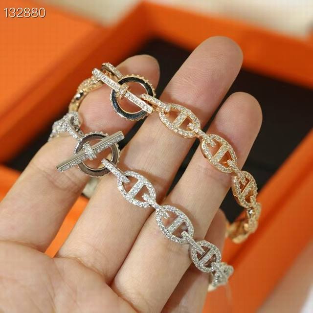 Hermes pig nose bracelet full diamond pig nose bracelet new luxury full diamond