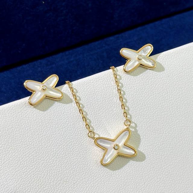 Necklace earrings S0188 The revised version is more refined and high-end sterli