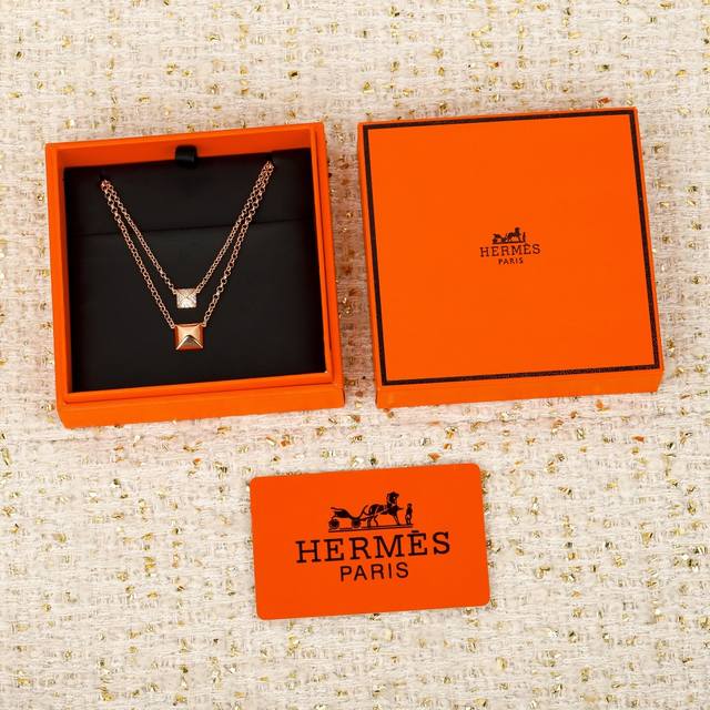 250223 We produce double-layer necklaces, which can be customized with real gold