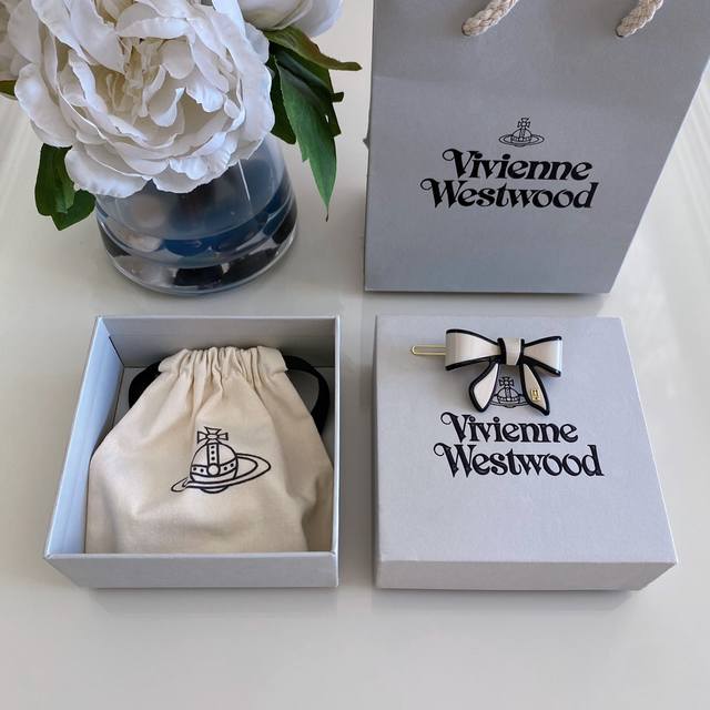 High quality details as shown in the picture 01200130 Alexander Diana series bo