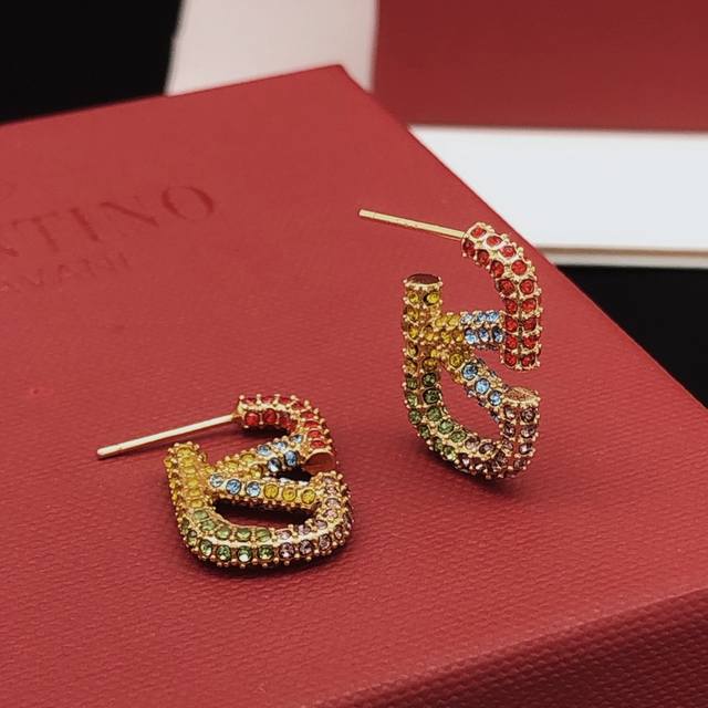 No.Ved0144 Small Valenti*O latest color diamond earrings consistent Zp brass mat