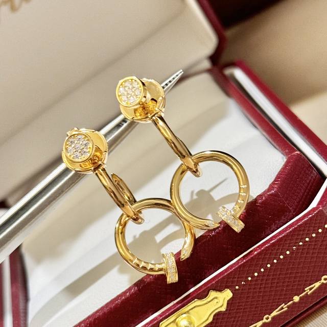 A5819Hot new style double nail tassel half diamond earringsClassic nail with dia